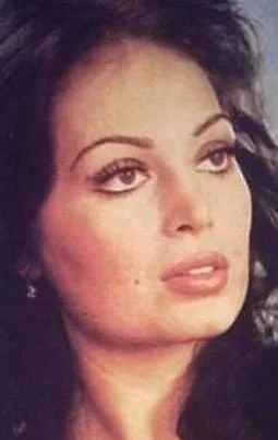 Тюркан Шорай