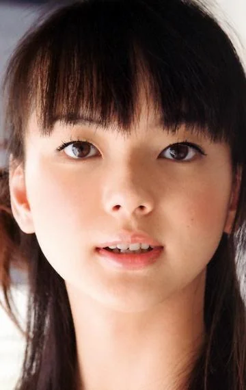 Микако Табе